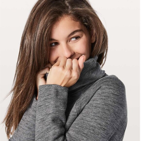 Lululemon To You Tunic Heathered Core Dark Grey - Picture 4 of 10